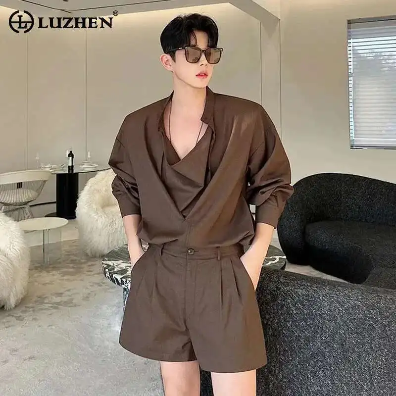 

LUZHEN корейские элегантные свободные повседневные комплекты из двух предметов, мужская рубашка, стильные однотонные короткие брюки, 2025 летняя праздничная одежда LZ4254