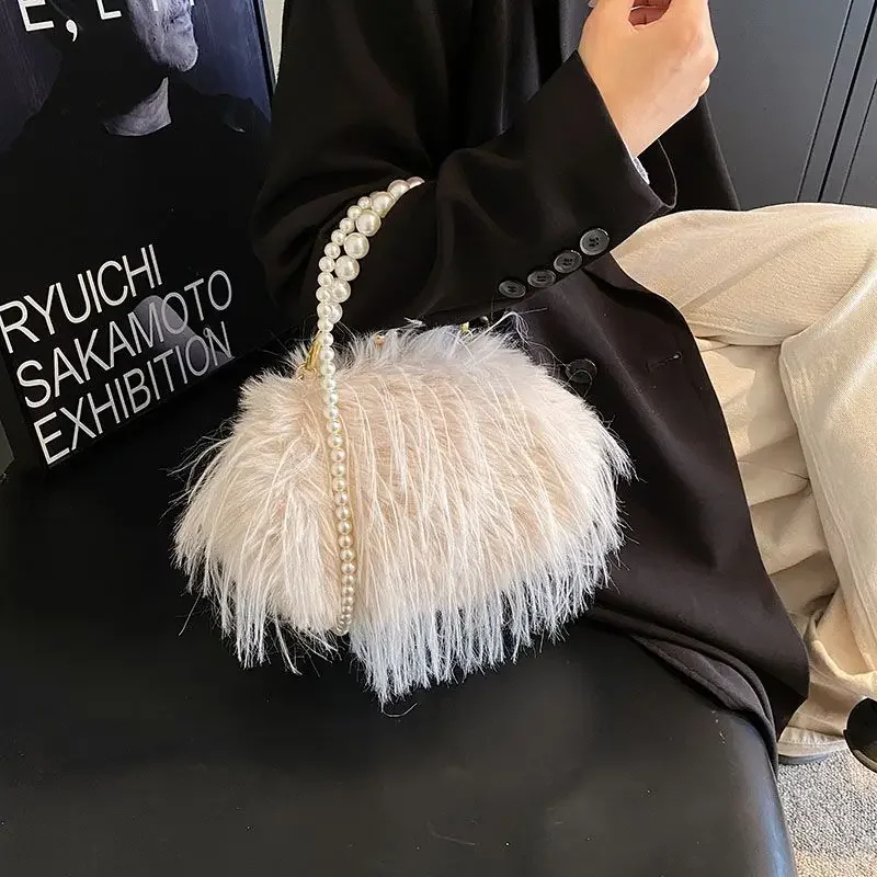 2024 New Ladies Trendy Shoulder Bags Tassel Feather Pearl Chain Handbags For Women Autumn Winter Prom Party Evening Bags Purses