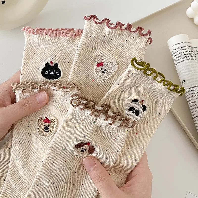 5Pairs Women Cartoon Mid Tube Socks Women's Autumn Winter Simple Trendy Dot Fungus Edge Socks Soft Comfortable Casual Socks