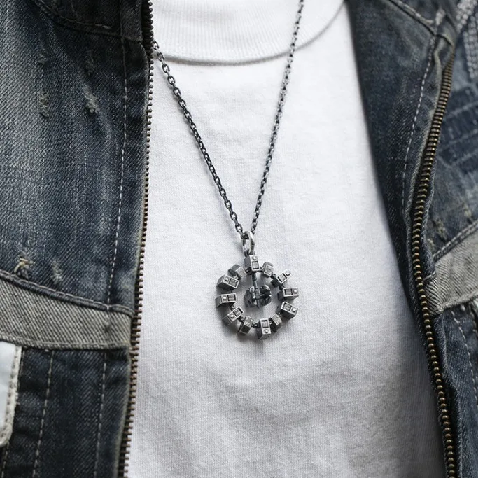 Interstellar Eternal Spaceship Retro Personalized Pendant Necklace Trendy Hip Hop Hoodie Chain Couple Creative Neck Chain - view 5