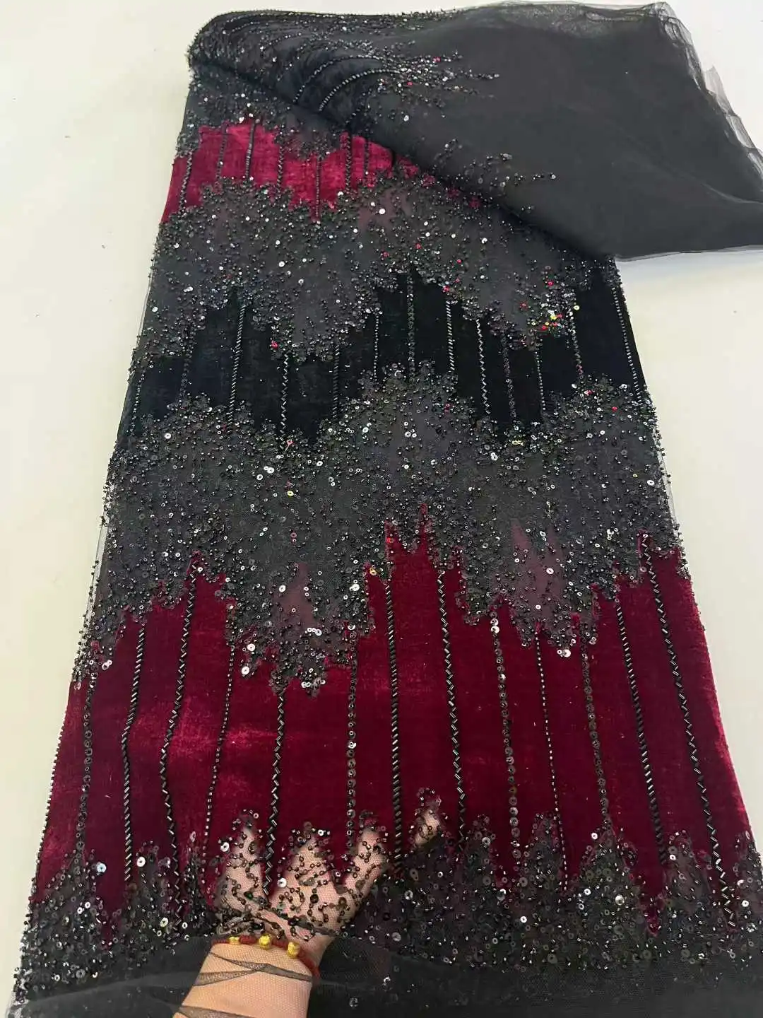 

Luxury African Sequins Beaded Velvet Lace Fabric 2025 High Quality Nigerian Wedding Bridal Embroidery Lace French Tulle Sewing