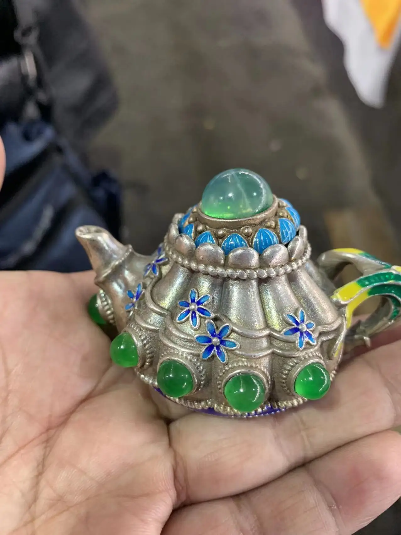 

Collectable old QingDyansty silver&jade teapot,free shipping