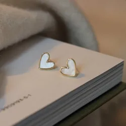 Stylish stainless steel love Heart stud earrings Classic shell heart wedding earrings Cute girl jewelry accessories