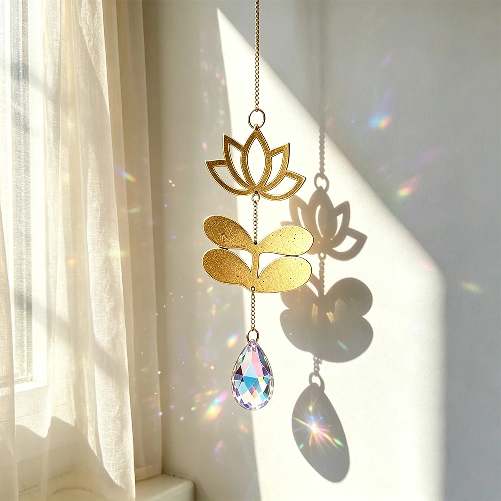 Metall-Lotus-Sonnenschutz, Tropfenförmiges Kristallprisma, Regenbogenmacher, Fensterhängedekoration, Wandvorhang-Dekor, Einweihungsgeschenk – Detail 6