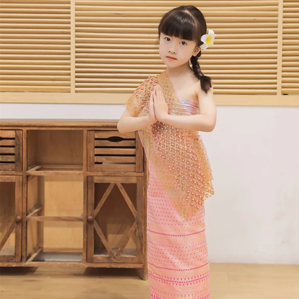 Strój na festiwal Dai w stylu tajskim, długa spódnica, tradycyjny strój etniczny tajski, naszyjnik z łańcuszkiem na talię, tajski komplet: top i spódnica