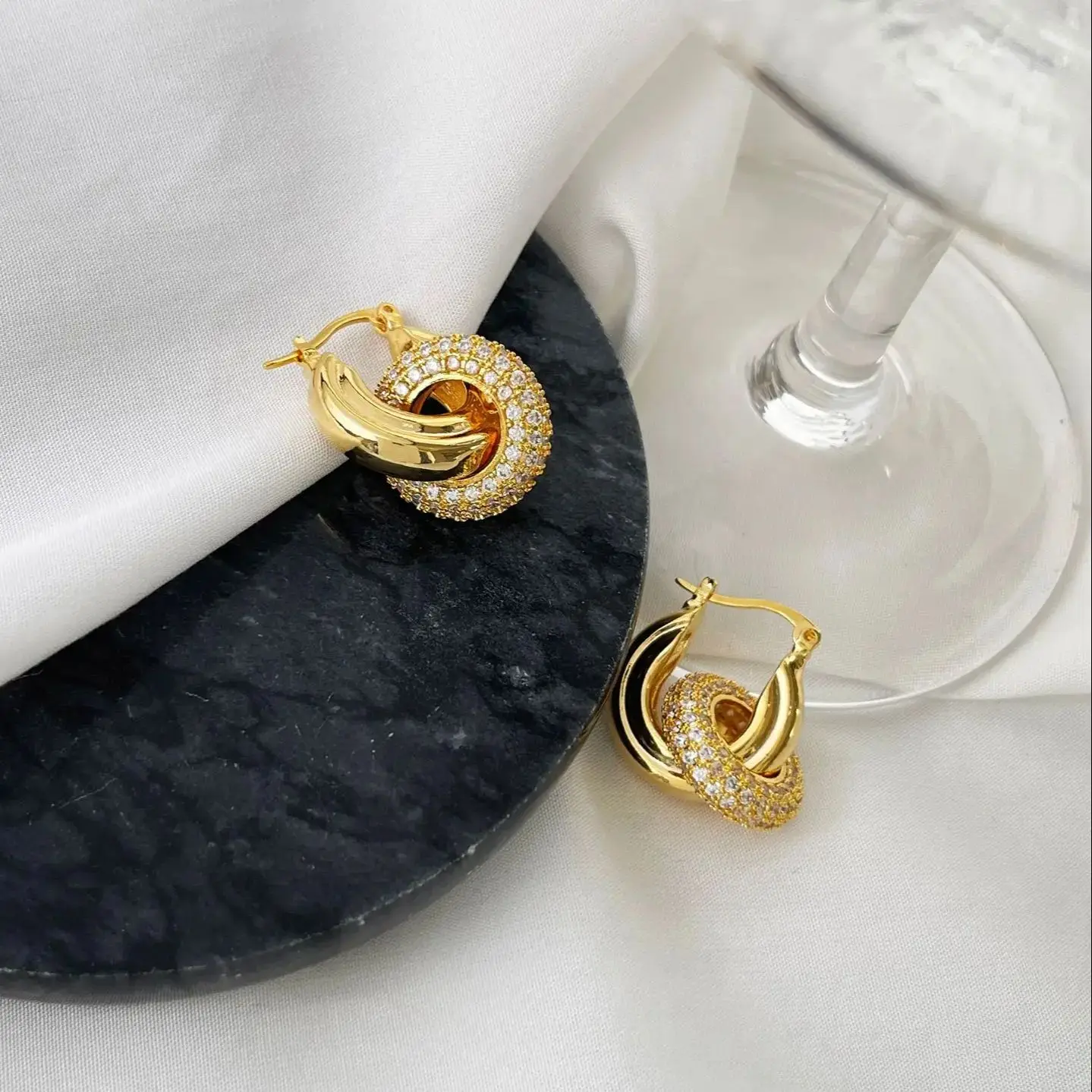 New ins Stainless Steel Micro Inlaid Zirconium Earring Vintage Circular Detachable Ear Buckles For Women Girls Fashion Jewelry
