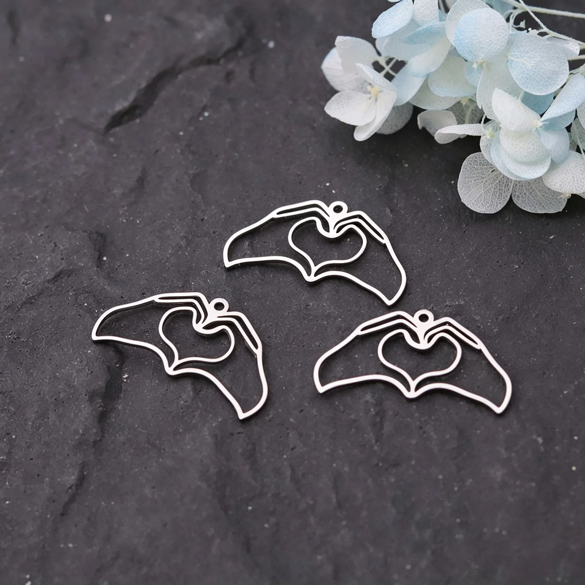 3pcs Stainless Steel Love Heart Hand Gesture Pendant Charms Jewelry Making Findings DIY Necklace Earrings Accessories Wholesale