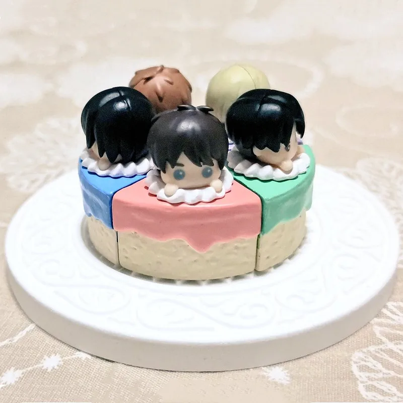 Model Gacha słodki atak na tort tytanowy dekoracja w formie figurki Eren Jaeger Mikasa Ackerman Rivaille Ackerman Erwin Smith figurka