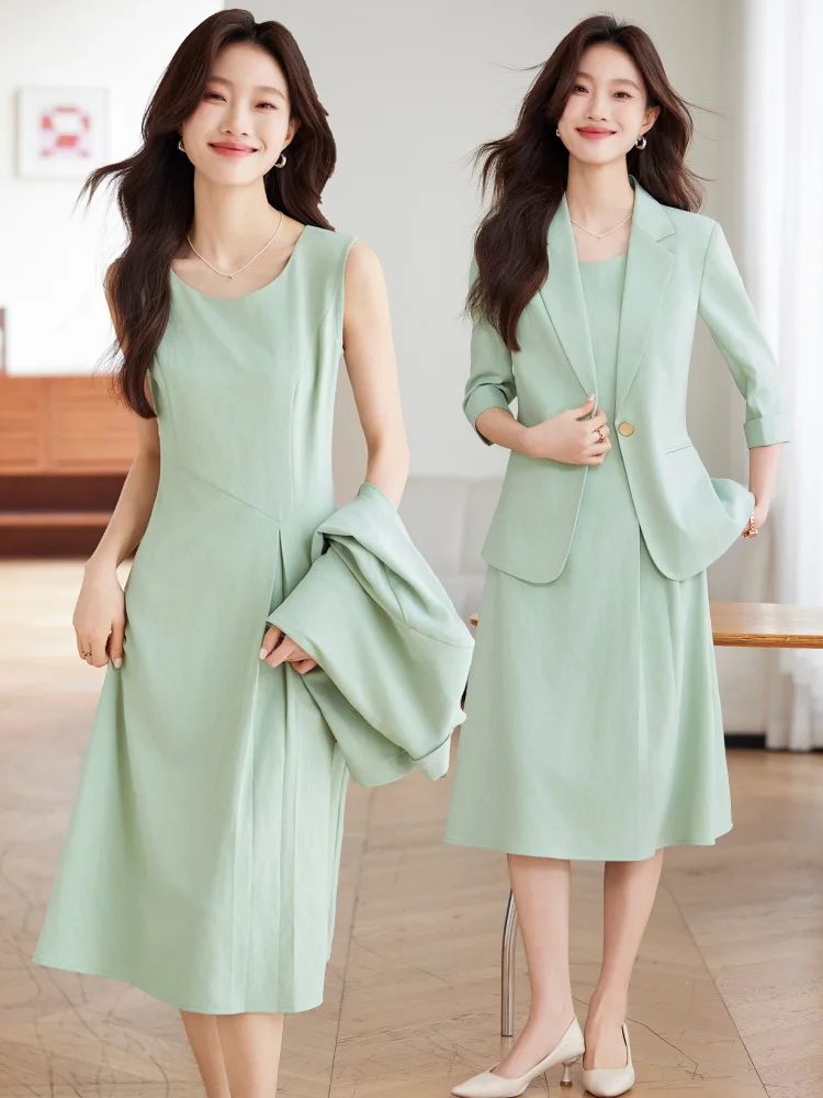 Light green women's summer blazer with three-quarter sleeves2025New stylish versatile casual commuter two-piece suit