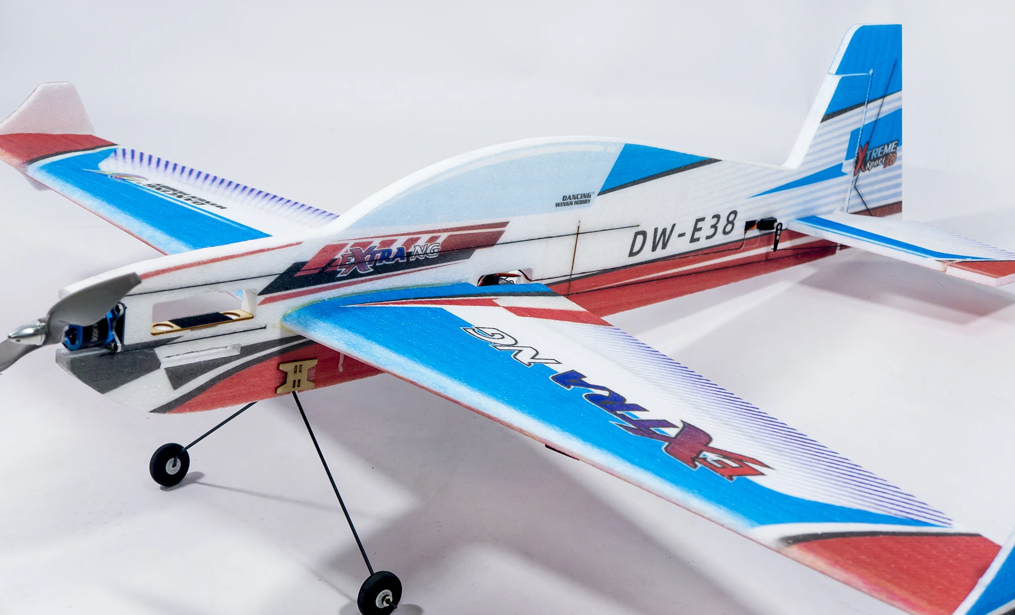 DW Hobby 1200mm Wingspan Extra - đánh giá và giá Outdoor Sport Hobbies