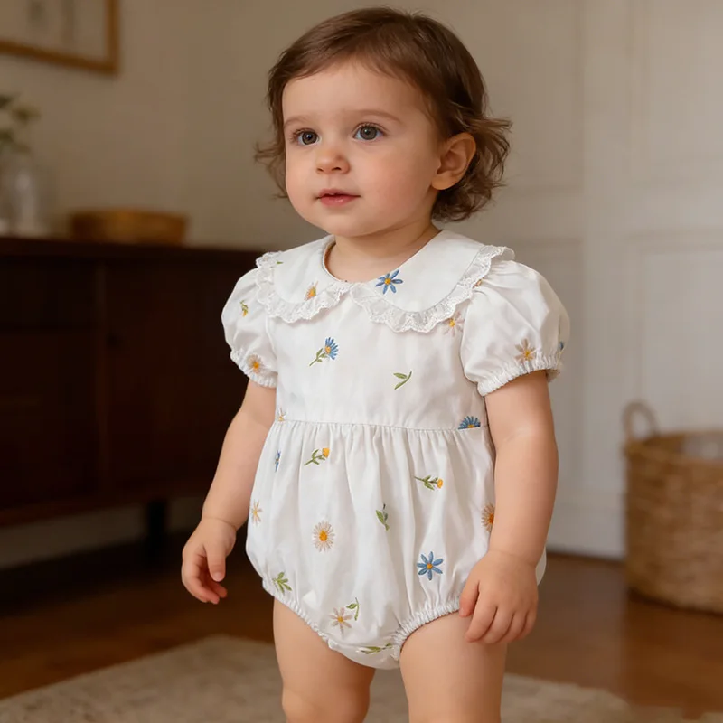 Summer New Sweet Embroidered Short Sleeve Baby Girl Clothes Jumpsuits Korean Style Crawling Suit Bib Overalls Outfit for Infants