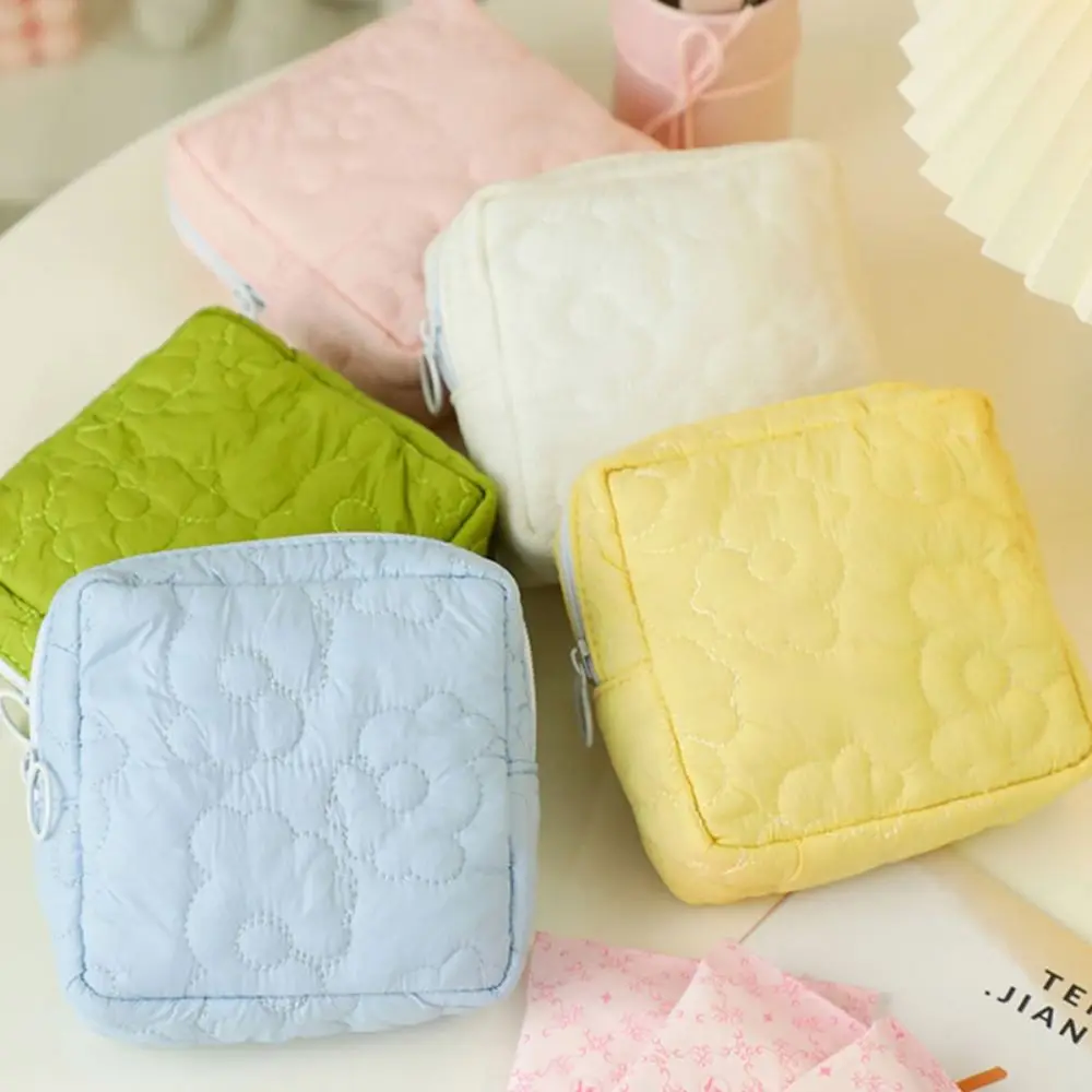 Portable Polyester Cotton Period Bag Square Flower Design Makeup Bags Mini Purse Woman Girls