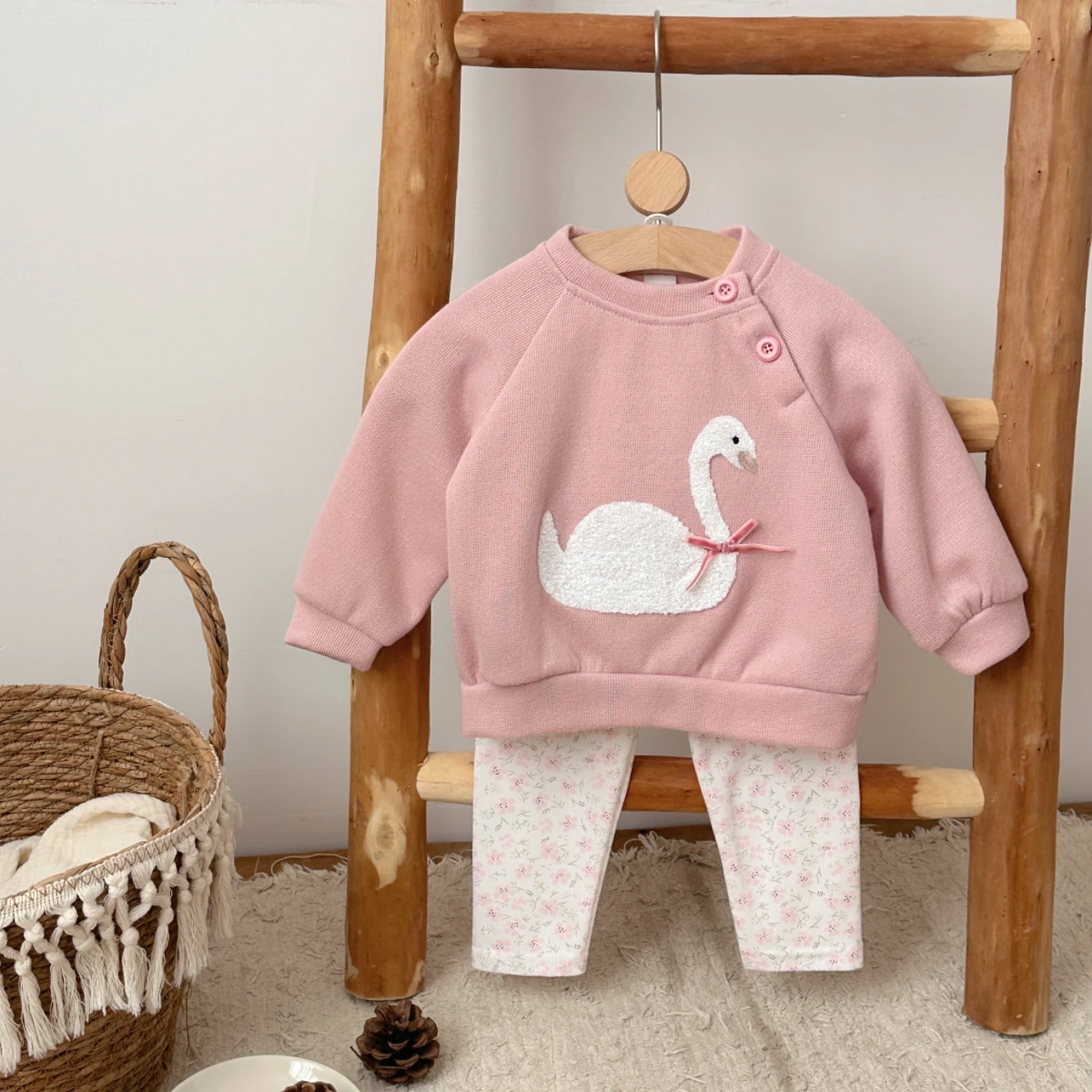 Baby Girl Spring Fall Outfit Set Swan Pattern Pullover Sweatshirt + Ditsy Floral Leggings 2 Piece Cotton Infant Toddler Clothing