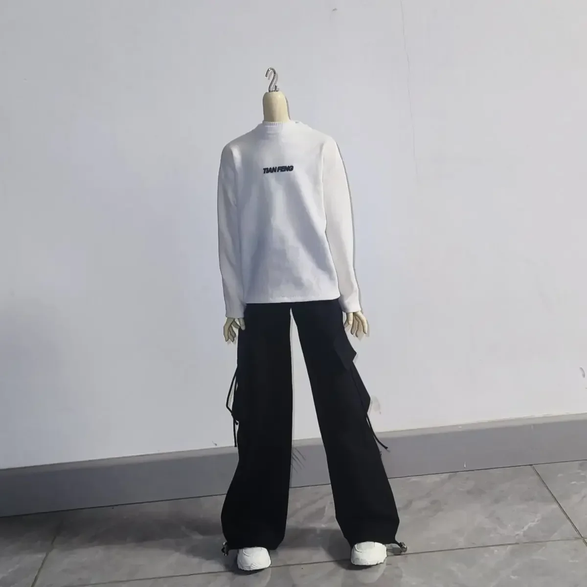 1/3 Doll's Clothes Loose Edition Workwear with Pocket Pants for 73cm Male Bjd Doll Hrinking Leg Bottom Doll Accessories, No Doll