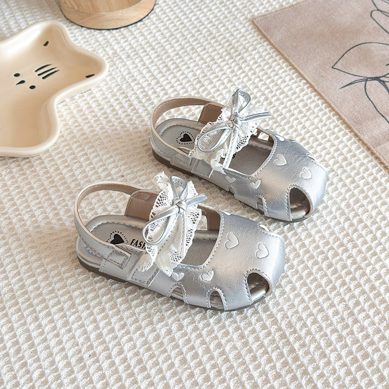 Girls Sweet Heart Cut-out Sandals Lace Bowknot Princess Shoes Soft Sole Summer Party Footwear Non-Slip Beige Silver Yellow