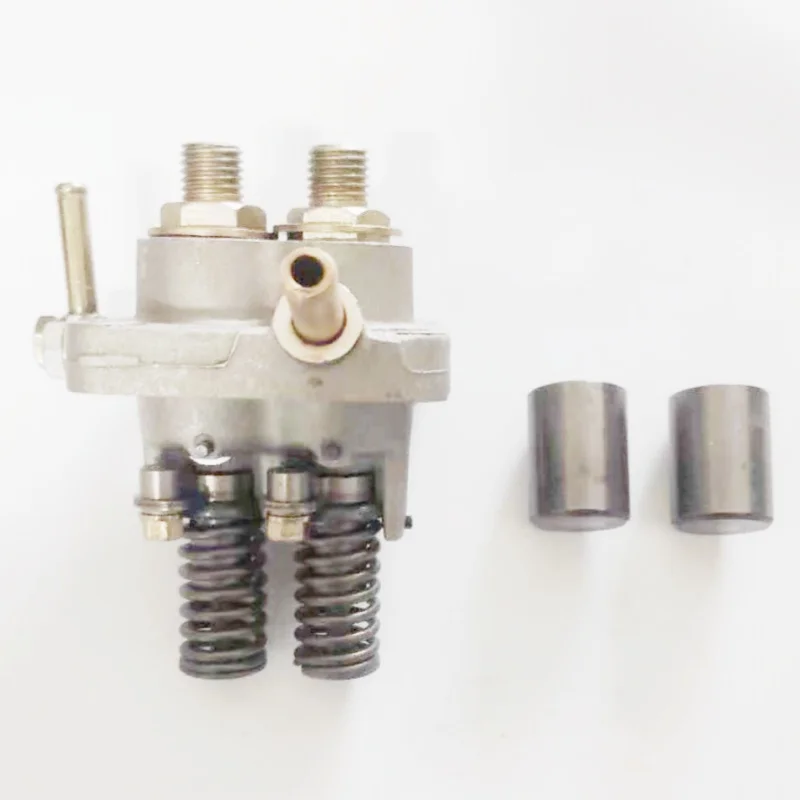 2V80 Injection Pump for 2-Cylinder Water-Cooled V Engine Compatible with KD2V80 YP2V80 EV80 HY2V80 YW2V80 CD2V80 Models