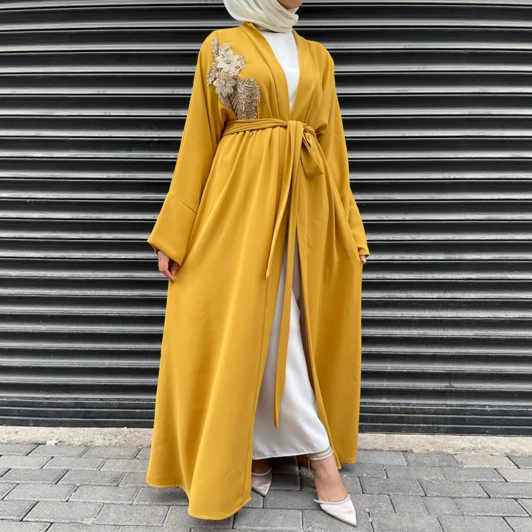 

Eid Women Embroidery Kimono Cardigan With Inner Dress 2 Piece Set Muslim Abaya Dubai Kaftan kebaya Caftan Marocain Femme Robe
