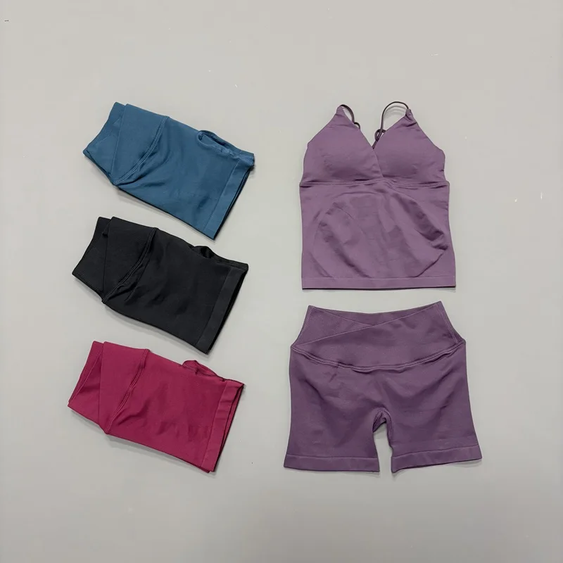 2Pcs Fitness Set Women Seamless Twist Front Longline Top Sets Quick Dry Scrunch Booty Shorts Suit Gym Pilates Workout Sports Set
