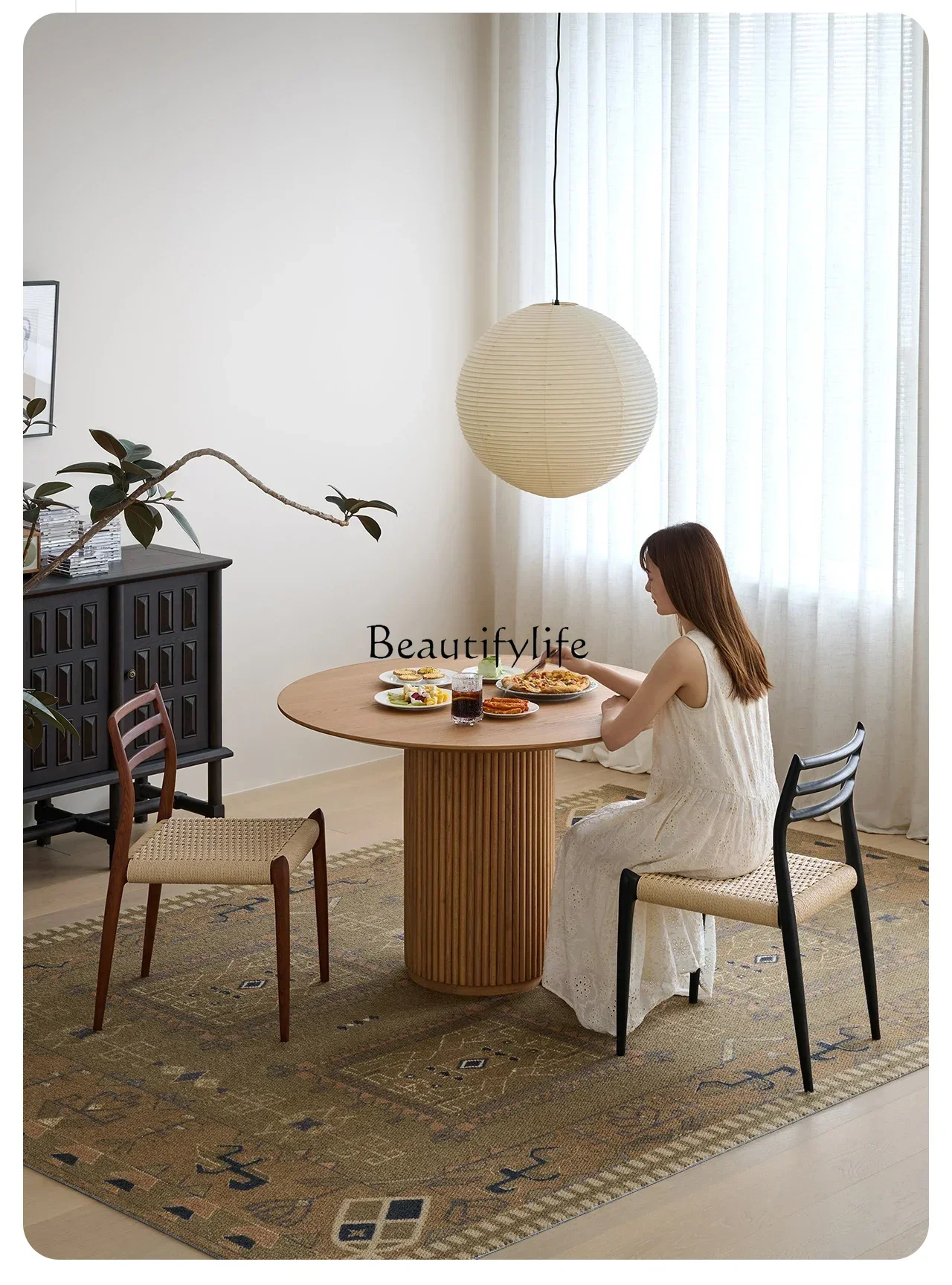 

z.Z.yj14Solid wood dining table retro style household small apartment living room senior round table