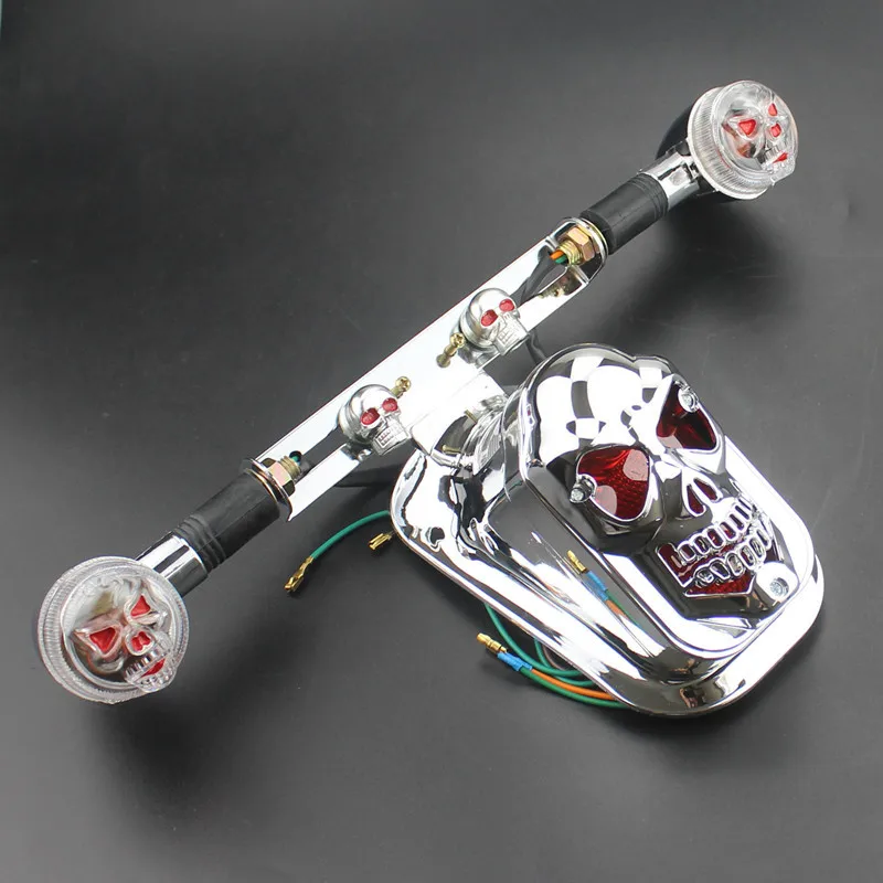 12V Motorcycle Skull Turn Signal Taillight Brake License Plate Rear Light For Harley Honda Suzuki Kawasaki