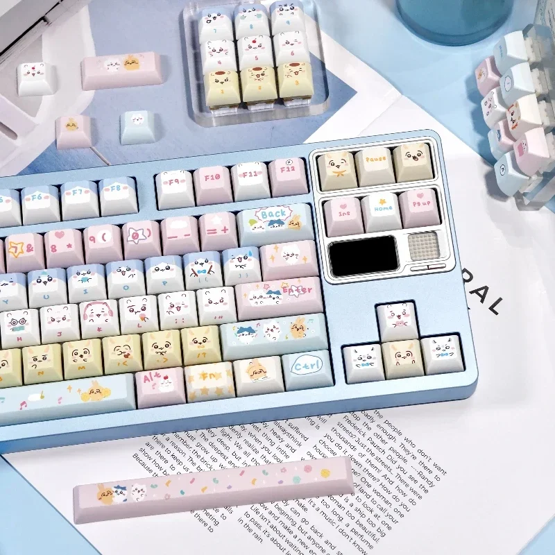Kawaii Theme Keycaps Custom PBT Kca Profile Cute Keycap Cartoon Anime Dye Sublimation Point Key Cap for Gaming Keyboard Design