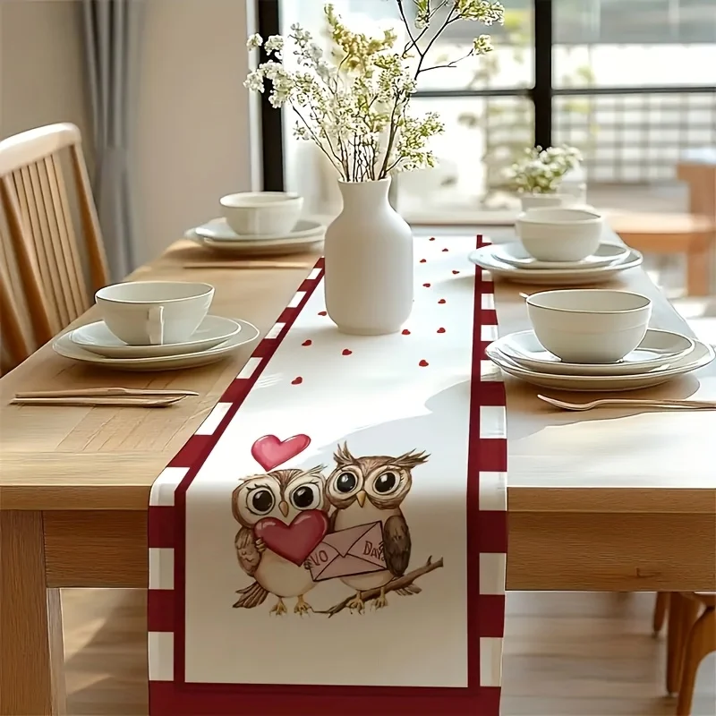 1 Piece Romantic Owl Tablecloth - Valentine's Day Table Decoration, with Heart Design, Red Plaid, Suitable for Dinner Parties, Holiday Parties, Family Gatherings, Children's Activities, Themed Cafes, Home Decoration, Christmas Market, Cozy Tea Party