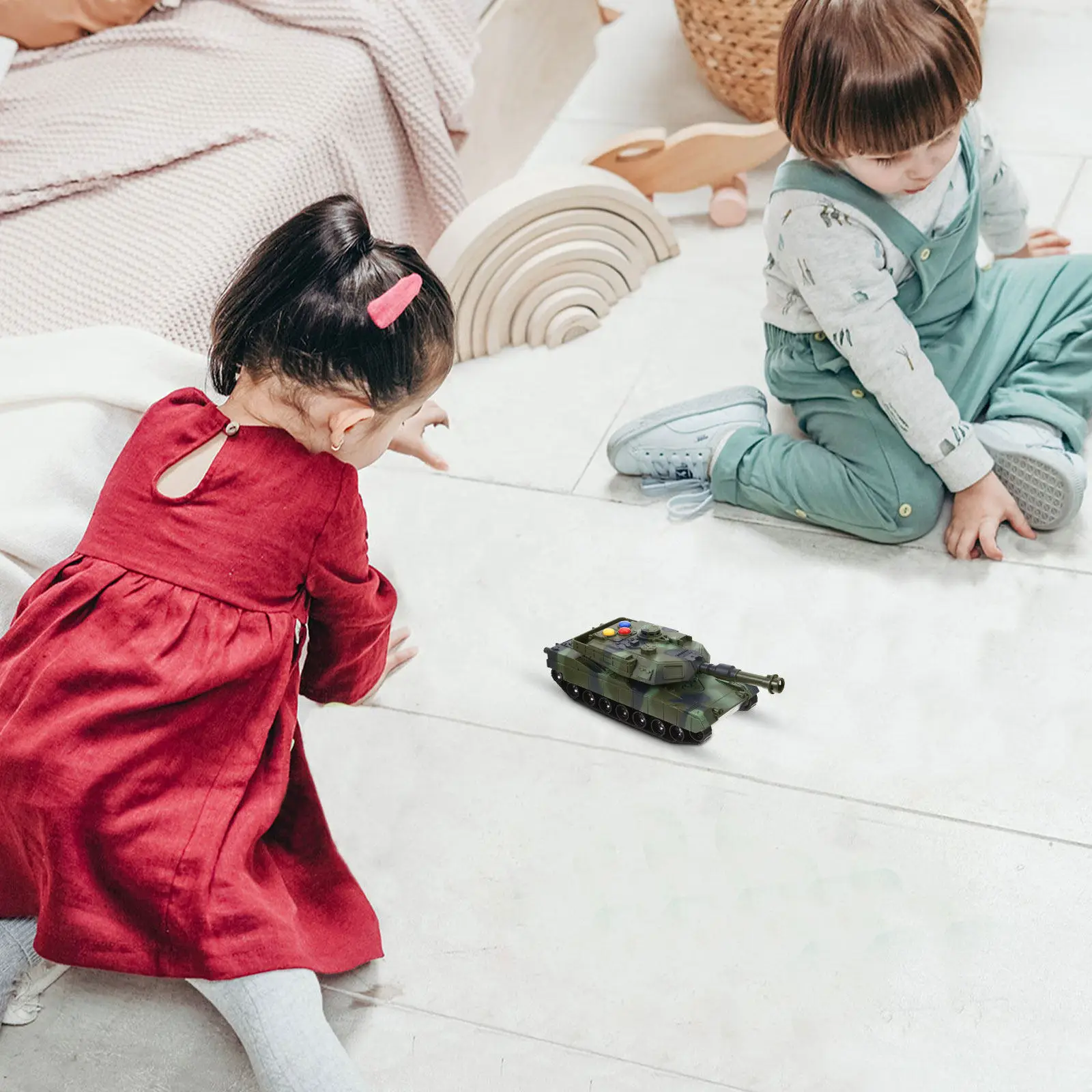 

Simulation Tank Car Luminous Inertia Engine Educational Kids Plaything for Birthday Christmas Gift Boys Vehicle Collection