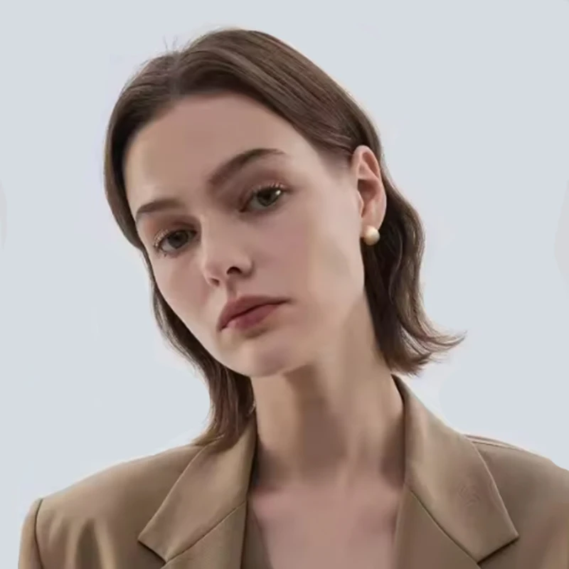 

2025 New Good Quality Hemispherical Silver Plated Stud Earrings For Women Round Ear Studs Fashion Elegant Women's Jewelry