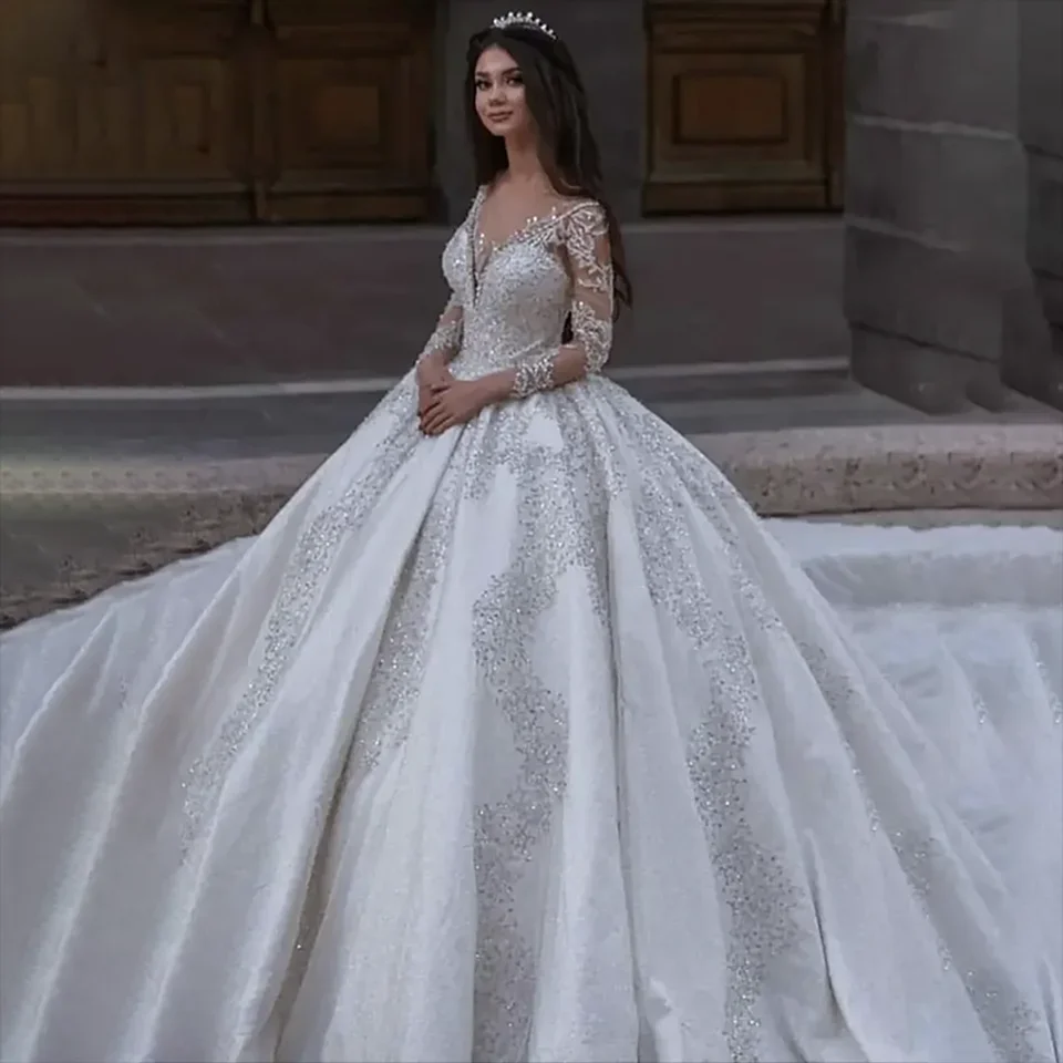 Flavinke Maßgeschneiderte neue luxuriöse Kristall-Pailletten-Perlen-Ballkleid-Satin-Brautkleider mit langen Ärmeln und Hofzug-Brautkleider