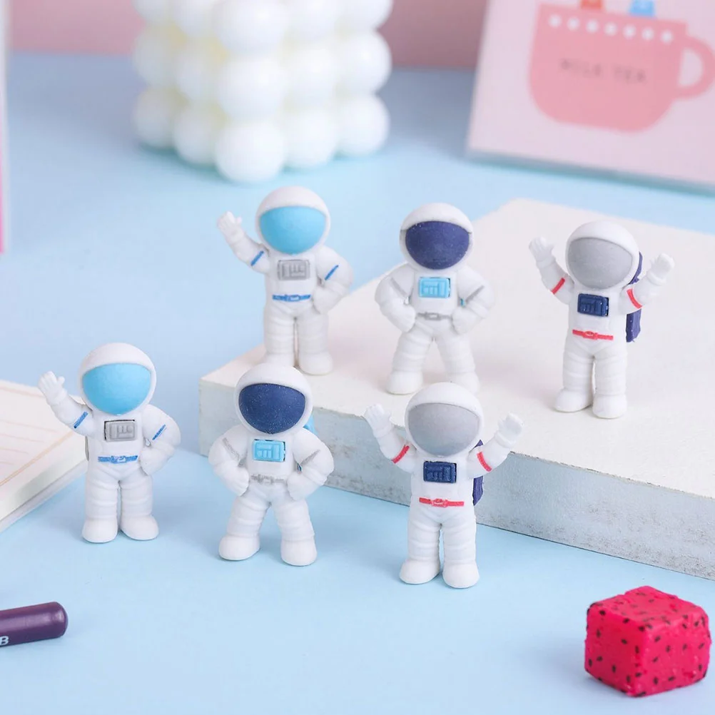 Astronaut Eraser Gift Small Painting Erasers Mini Cartoon Lovely for Fun Kawaii