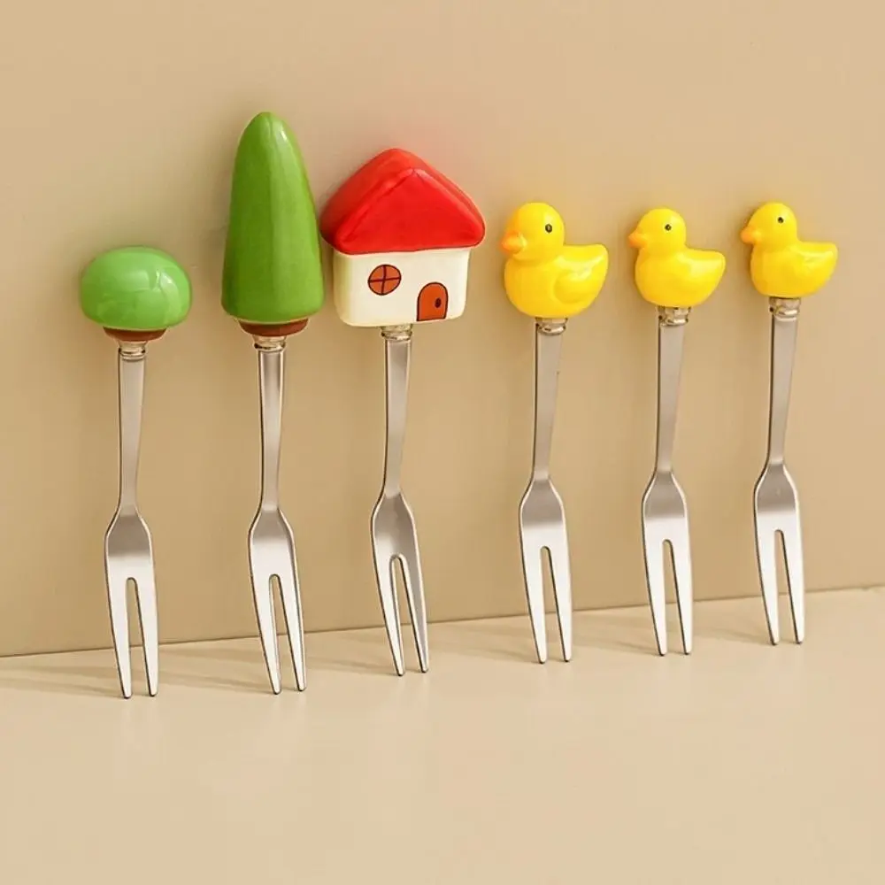 

Cartoon Fruit Bowl with Fork Ceramic Decoration Fruit Storage Tray Little Duck House Shape Stainless Steel Fork