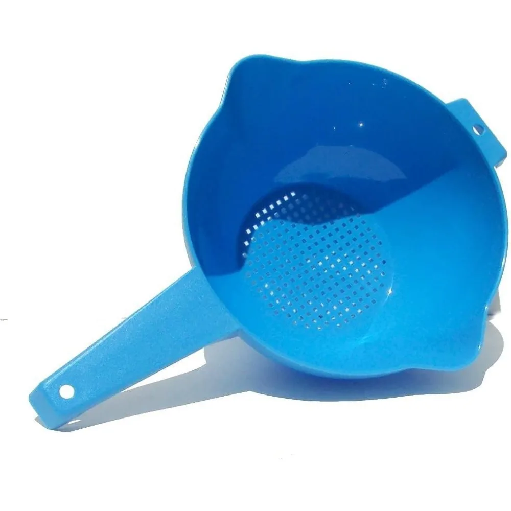 

2 Quart Colander Strainer with Handle in Blue
