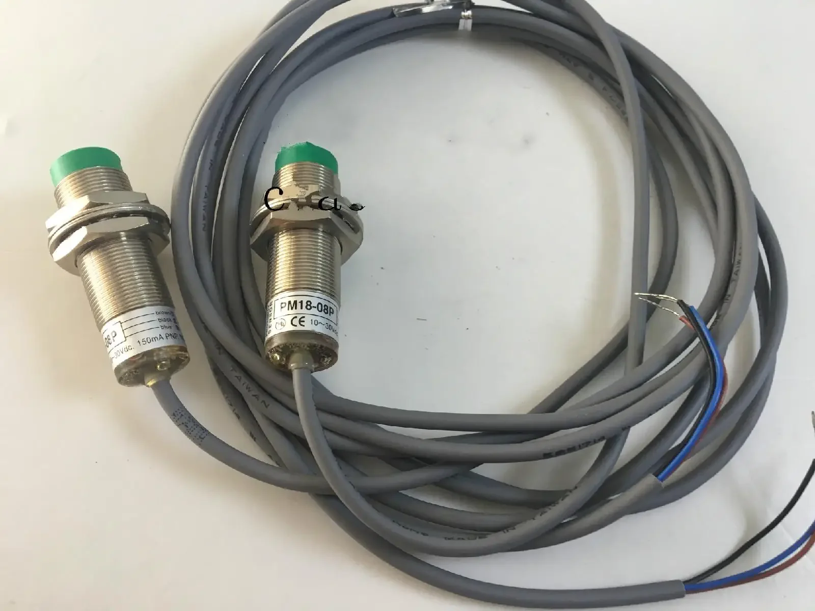 2pcs New original  Inductive Proximity Switch PM18-08N PM18-08P PM18-08S PM18-05NS PM18-05N PM18-05P