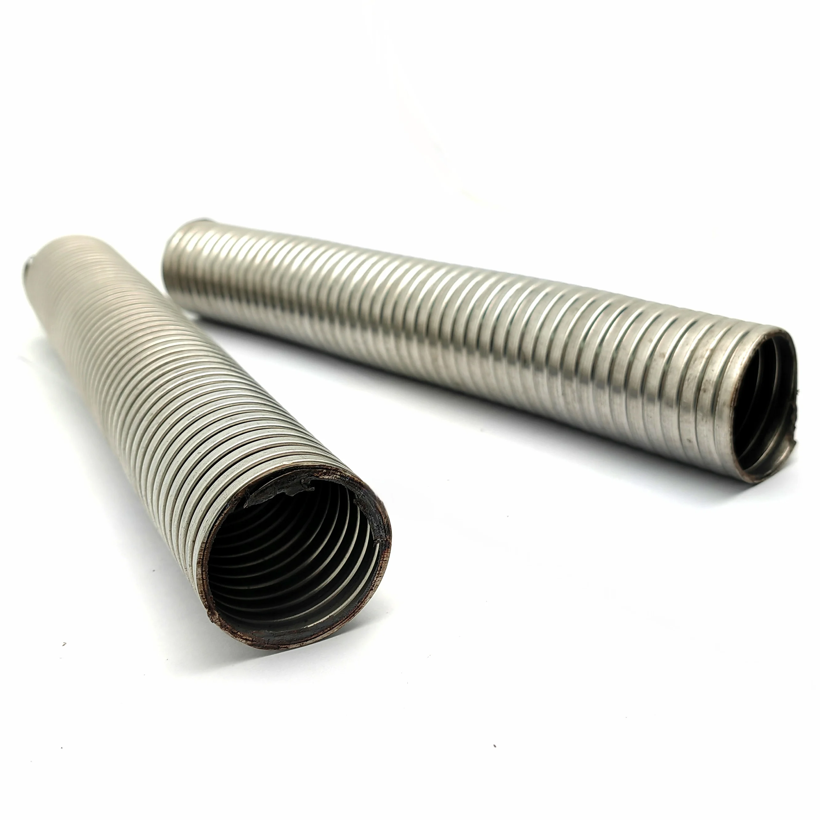 

Гидравлический шланг вилочного погрузчика Linde 0009575083 | Гофрированный защитный рукав | Замена OEM