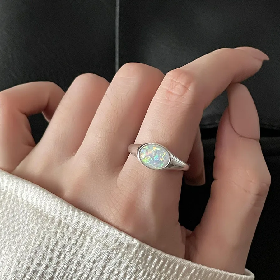 Marine Breath Shell Color Opal Stone For Women Index Finger Ring Scallop Creative Design Holiday Ring Jewelry Gift