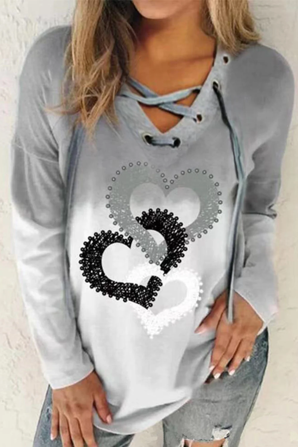 Plus Size Women\'s Long Sleeve T shirt Casual Grey Lace Up Gradient Heart-Shaped Pattern T-Shirts Ladies Pullover Autumn Clothing