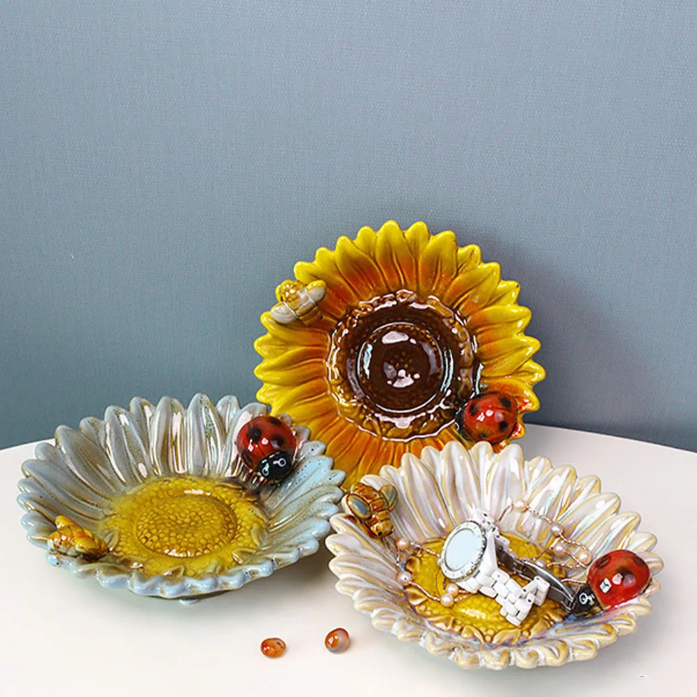 

Ceramic Butterfly Fruit Plate Creative Flower Soap Dish Bathroom Bar Soap Holder Jewelry Tray Key Dish Decoration