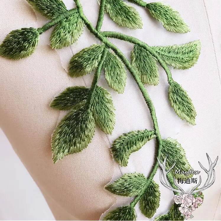 1 Pair Green Leaf  Repair Lace Collar Patches Embroidery Applique Accessories 31*12CM