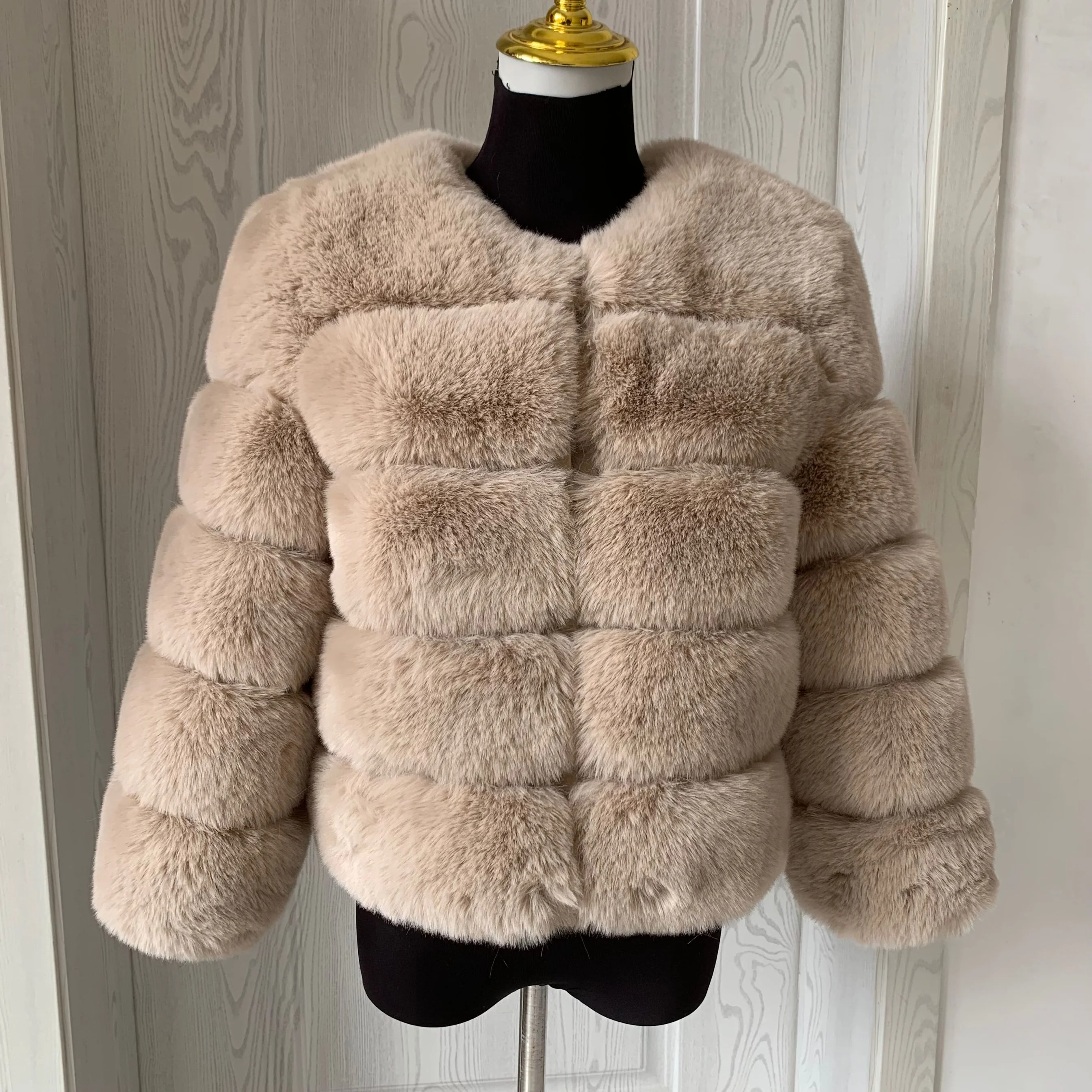 Damen Mode Kunstpelzmantel Super Angesagter Herbst Winter Kurzer Kunstfuchspelz Flauschige Jacke Hochwertig 7XL Damen Pelzmäntel – Detail 35