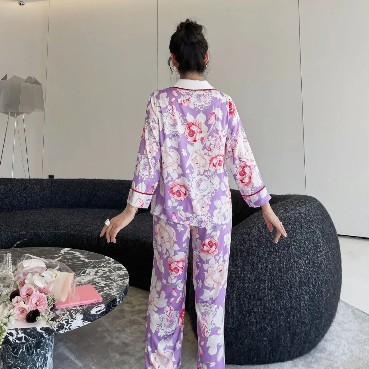 New Long Sleeved Chinese Style Ice Silk Pajamas, Women's Autumn And Winter Cardigans, Printed Home Clothes, High-end Set Nightwe image 4