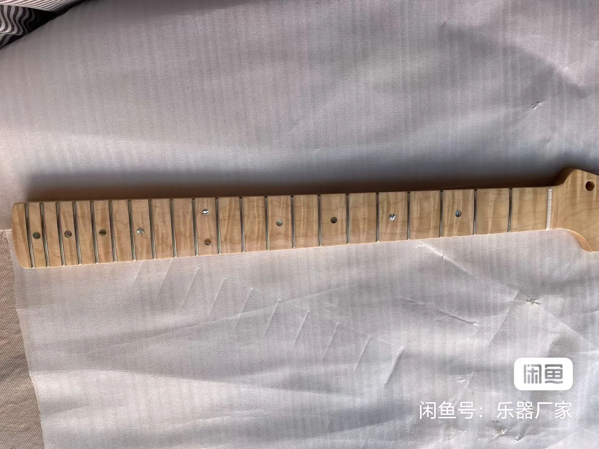 Electric Guitar Neck Tiger Print Canadian Maple One Piece 21 Product Original Wood Color Gloss Nitrocellulose Paint