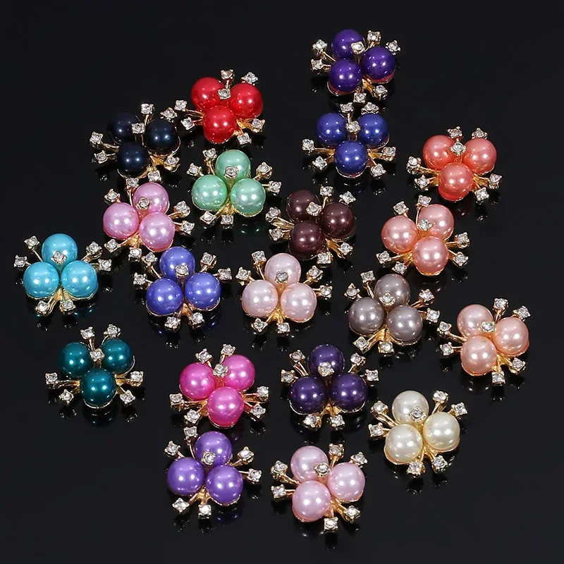 

Engood 100Pcs Three-Pearl Flower Core Rhinestone Button DIY Hair Accessories Wedding Decoration Sewing Trim Embellishments Craft