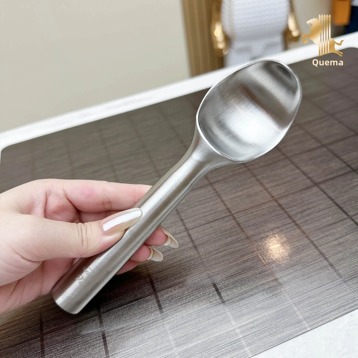 

Самооплавающаяся ложка для льда, устройство для копания шариков, нержавеющая сталь 304, ложка для льда, совок для шариков для дыни, кухонная утварь