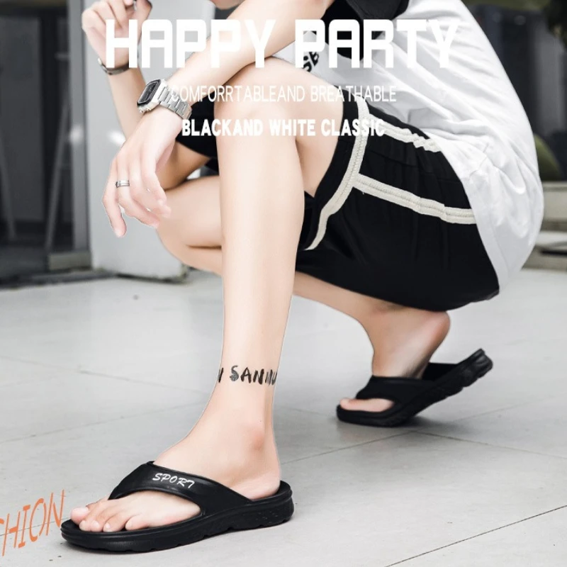 

Men's Slip-on Summer Soft-soled Solid-color Flat-heeled One-piece Casual Large-size Outdoor Herringbone-patterned Flip-flops