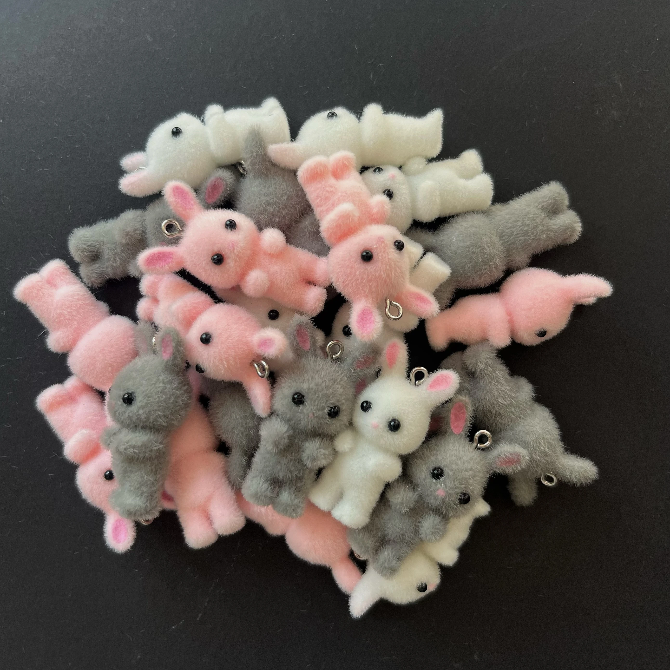 30pcs 3D Cute Cartoon Rabbits Charms Flocking Animal Pendant For Making Bracelet Necklace Keychain Handmade Accessories Supplies