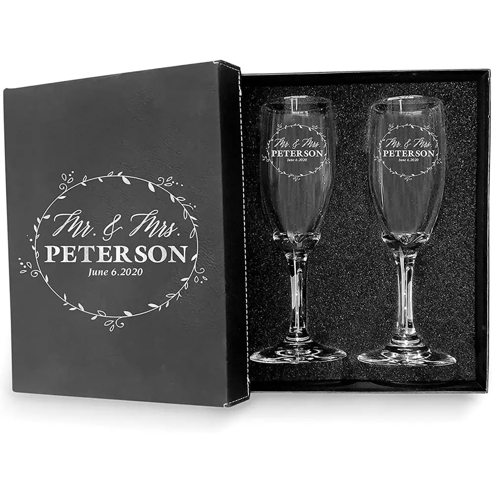 

Гравировка Мистер и Миссис Набор свадебных бокалов для шампанского в коробке для невесты и жениха