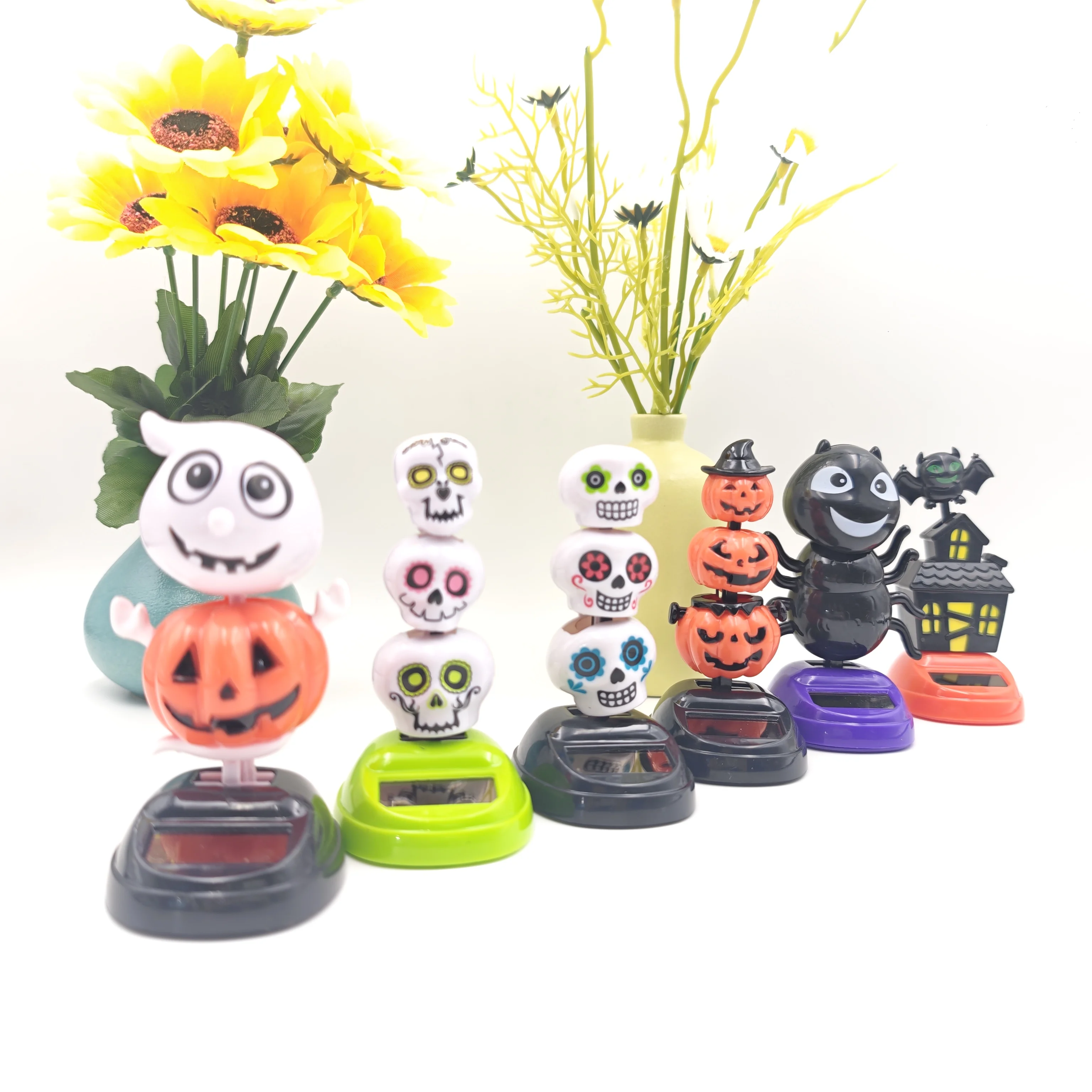 1PC Car ornament Halloween solar ornament automatic swinging skeleton doll car interior shaking head decoration