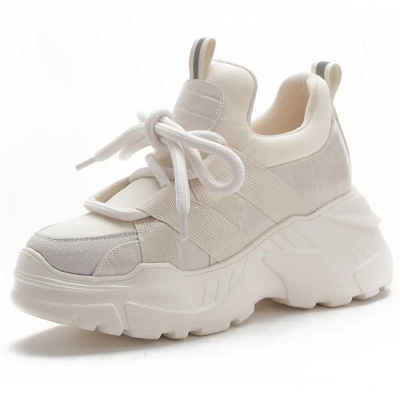 

Новые летние кроссовки из натуральной кожи с полой воздушной сеткой на платформе, массивные кроссовки на танкетке, новинка 2023 года, осенне-весенняя модная повседневная обувь