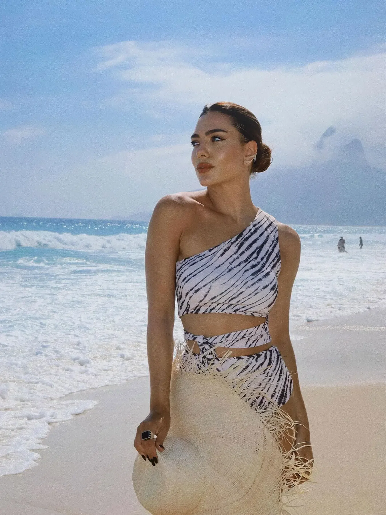 2025 New One-Piece Womens Swimsuit With Skirt Women Biqini Set Swimsuit Sexy High Fork Dresses Women's Bikinis Holiday Beachwear