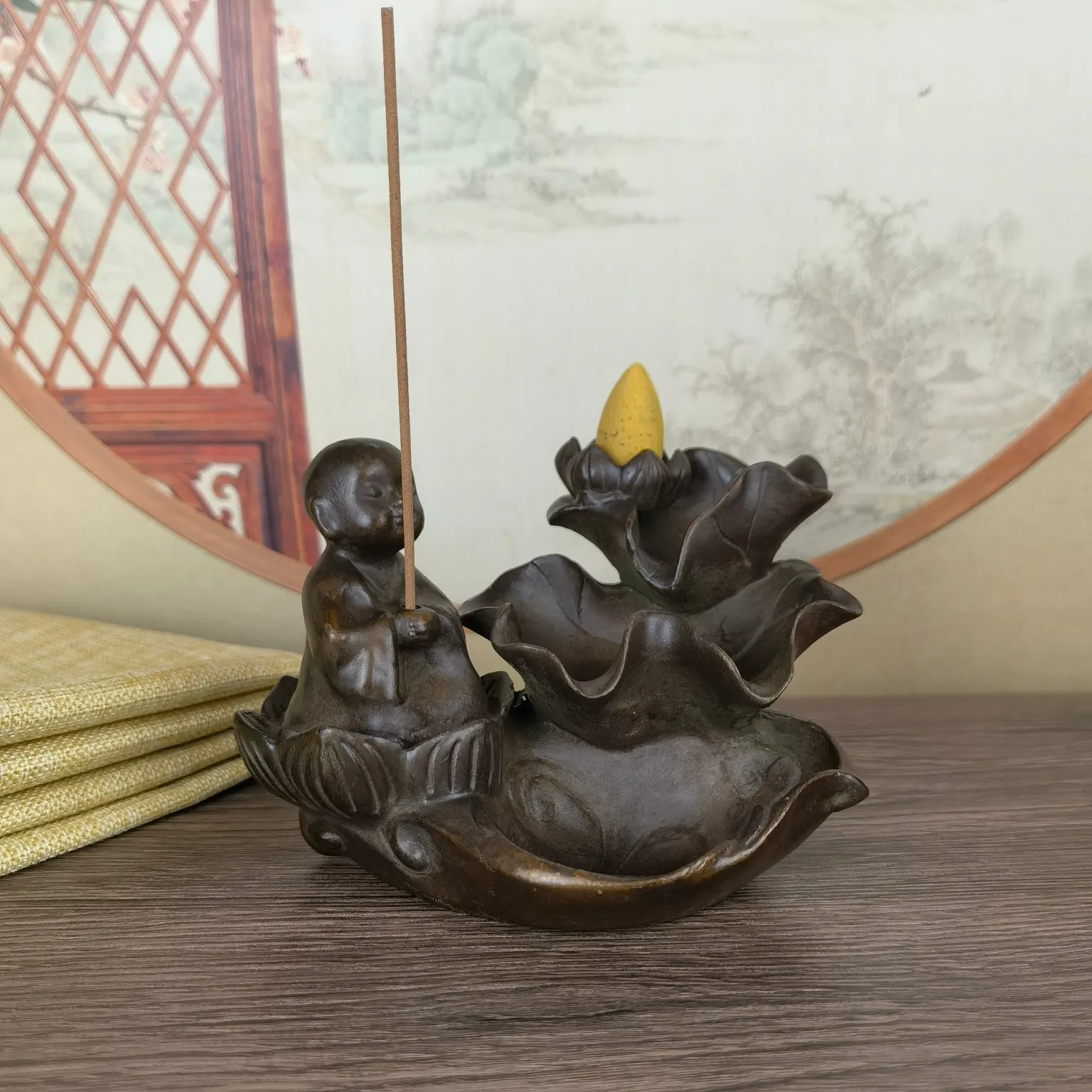 

Antique antique copper lotus leaf Zen Buddha pagoda fragrance backflow lotus flower fragrance decoration, Chinese style